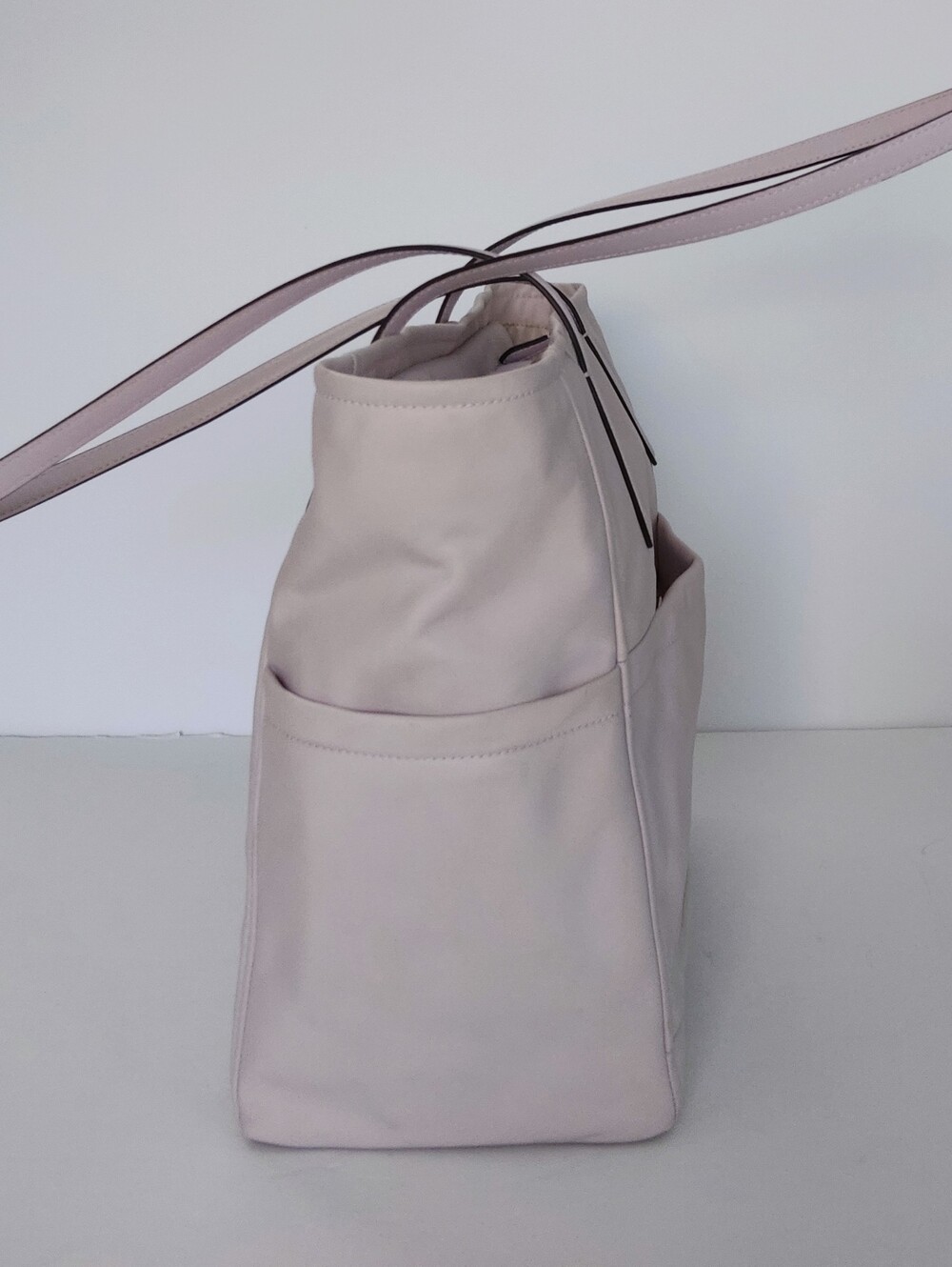kate spade Pale Pink Nylon Tote Travel Bag. 14×12×6. Pre-owned. - Picture 3 of 12
